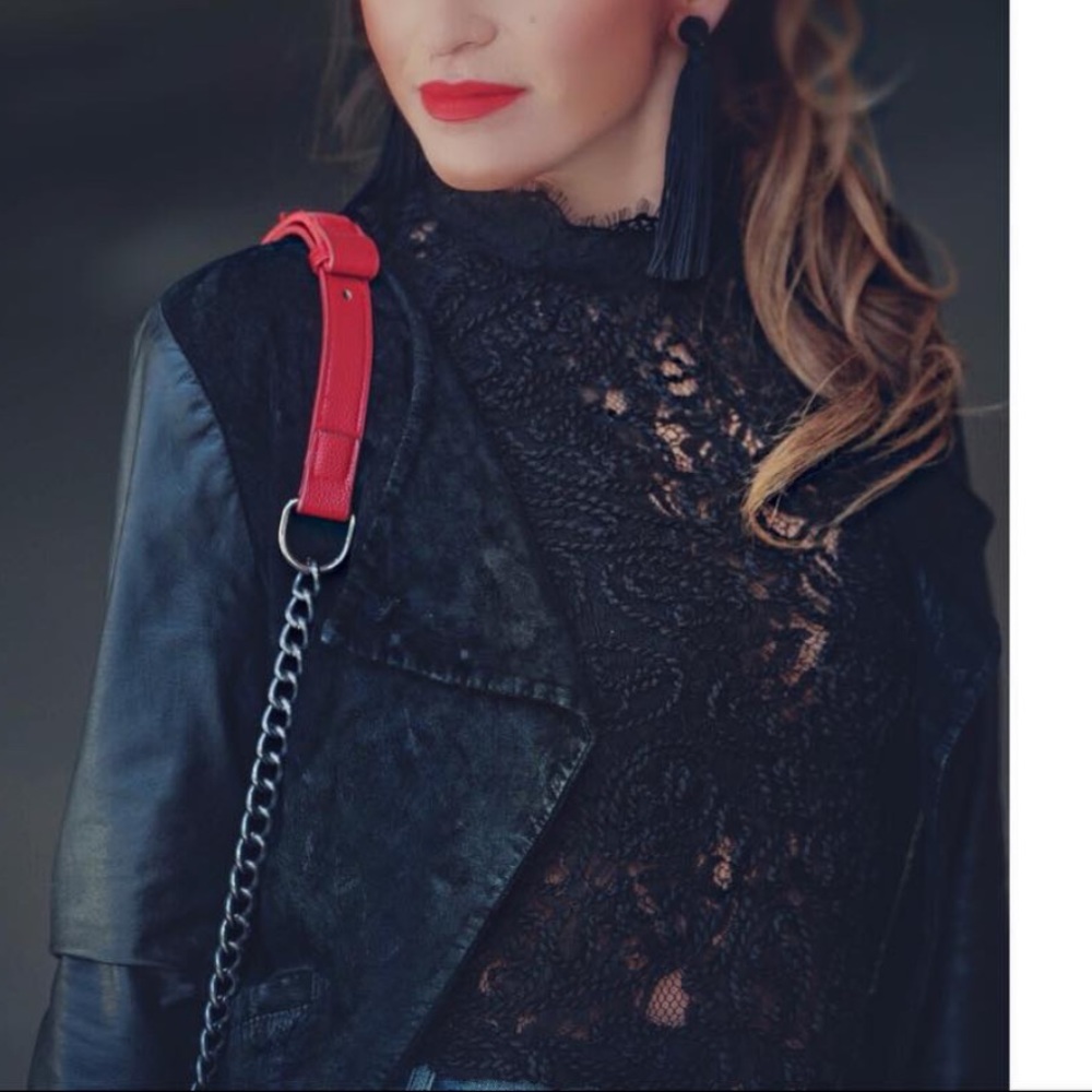 ZARA Lace Trafaluc Top